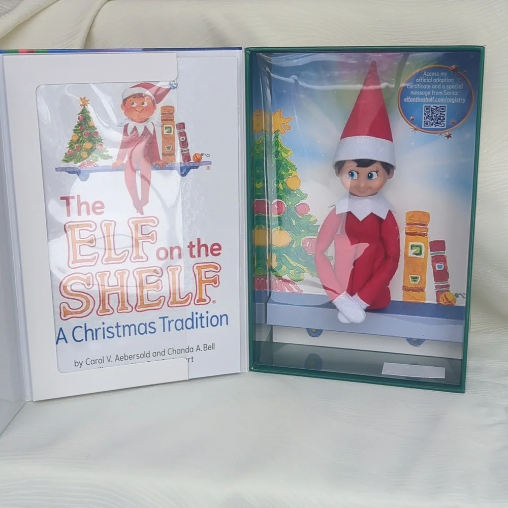 The Elf on the Shelf: A Christmas Tradition Illustrated Book & Scout Elf (Boy)